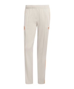 adidas-fc-bayern-muenchen-track-hose-beige-jz2730-fan-shop_front.png