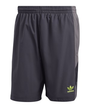 adidas-originals-logo-short-grau-hr8598-lifestyle_front.png