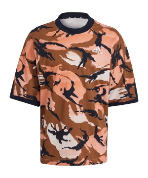 adidas-steet-aop-t-shirt-braun-gp8657-lifestyle_front.png