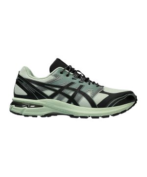 asics-gel-terrain-gruen-schwarz-f300-1203a342-lifestyle_right_out.png