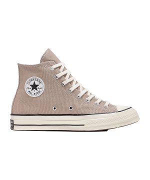 converse-chuck-70-beige-a06520c-lifestyle_right_out.png