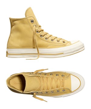 converse-chuck-70-hi-sneaker-gelb-f248-a18988c-lifestyle_gallery.png