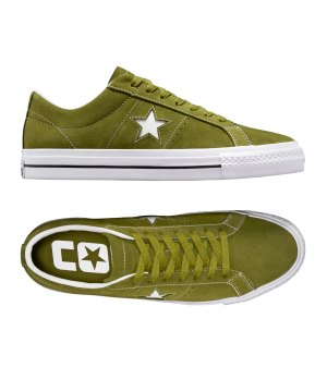 converse-one-star-pro-gruen-f391-a04599c-lifestyle_gallery.png