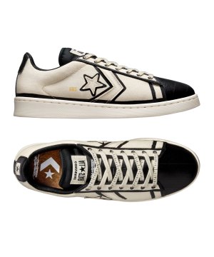 converse-x-josh-vides-pro-leather-ox-schwarz-f101-a00713c-lifestyle_gallery.png