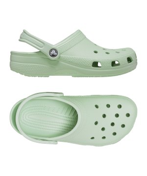 crocs-classics-clog-badelatsche-gruen-f3vs-10001-lifestyle_gallery.png