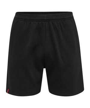 hummel-hmlred-basic-short-schwarz-f2001-216970-lifestyle_front.png