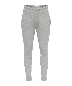 hummel-isam-tapered-hose-grau-f2006-208247-lifestyle_front.png