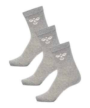 hummel-sutton-3-pack-socken-kids-grau-f2006-207550-lifestyle_front.png