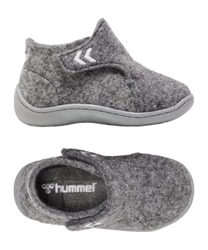 hummel-wool-slipper-kids-braun-f1100-210381-lifestyle_gallery.png
