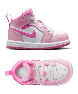 jordan-1-mid-sneaker-kids-pink-f601-dq8425-lifestyle_gallery.png