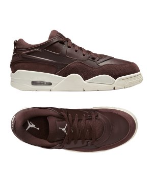jordan-air-4rm-sneaker-damen-gruen-f201-fq7940-lifestyle_gallery.png
