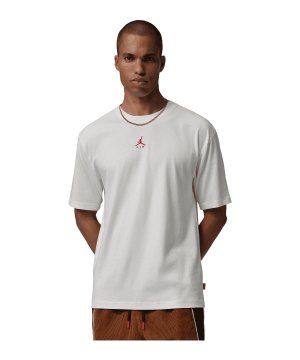 jordan-brooklyn-t-shirt-weiss-f133-im9999-lifestyle_front.png