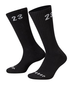 jordan-essential-crew-3er-pack-socken-schwarz-f010-da5718-lifestyle_front.png