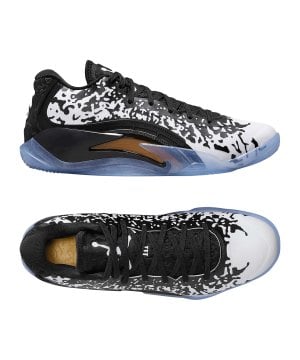 jordan-nike-zion-3-schwarz-weiss-f018-dr0675-lifestyle_gallery.png