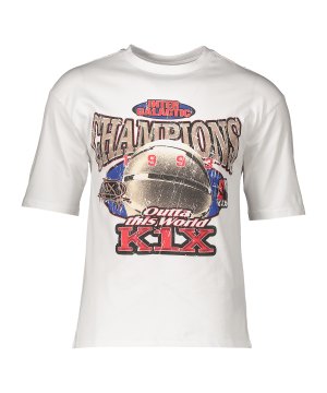 k1x-t-shirt-weiss-kxm252-005-1-lifestyle_front.png