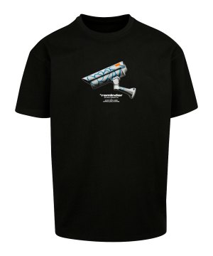 mister-tee-cctv-oversized-t-shirt-schwarz-mt2537-blk-lifestyle_front.png
