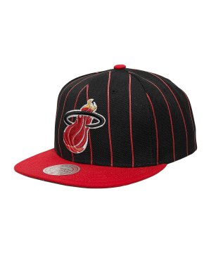 mitchell-and-ness-nba-mh-p-snapback-cap-schwarz-hhss5149-mheyypppblc-lifestyle_front.png