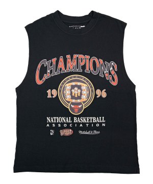 mitchell-ness-chicago-bulls-nba-96-t-shirt-fblck-tp11723-cbublck-indoor_front.png