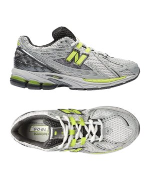 new-balance-1906-sneaker-silber-u190652h-lifestyle_gallery.png