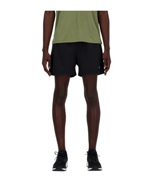 new-balance-essentials-5-lined-short-fbk-ms41230-lifestyle_front.png