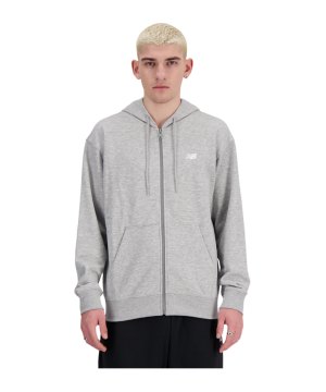 new-balance-essentials-logo-kapuzenjacke-fag-mj41501-lifestyle_front.png