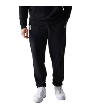 new-era-mlb-heritage-new-york-yankees-jogger-f1-60684516-lifestyle_front.png