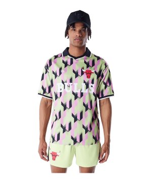 new-era-nba-chicago-bulls-soccer-trikot-gruen-60565022-lifestyle_front.png