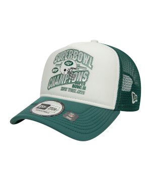 new-erasuperbowl-trucker-cap-gruen-60595294-lifestyle_front.png