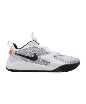 nike-air-zoom-hyperace-3-se-schuh-f900-hf3239-hallenschuhe_right_out.png