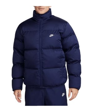 nike-club-puffer-jacke-blau-weiss-f410-fb7368-lifestyle_front.png