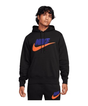 nike-club-sweatshirt-schwarz-f010-fn3104-lifestyle_front.png