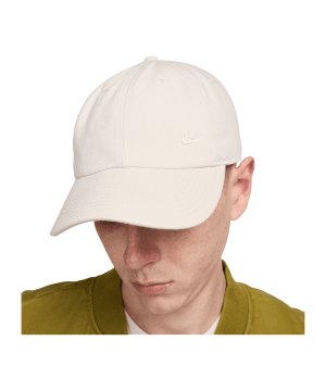 nike-club-unstructured-curved-bill-cap-weiss-f104-fz5698-lifestyle_front.png