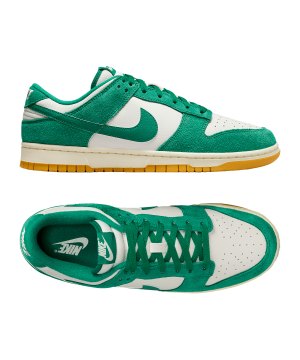 nike-dunk-se-low-f030-hq1519-lifestyle_gallery.png