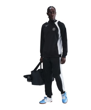 nike-fc-chelsea-london-t90-sweatshirt-schwarz-f010-hq9776-fan-shop_front.png