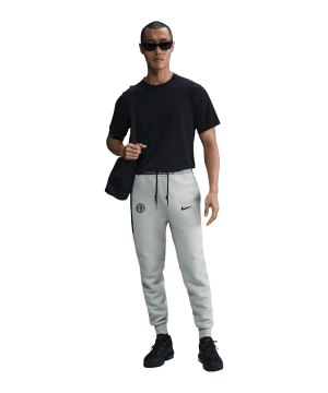 nike-inter-mailand-tech-fleece-jogginghose-f092-hj6446-fan-shop_front.png