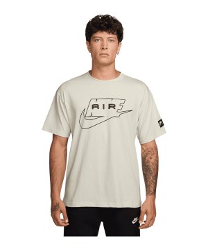 nike-nsw-lse-t-shirt-beige-f072-ih1359-lifestyle_front.png