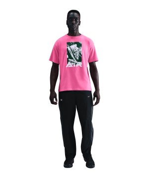nike-nsw-oc-air-photo-t-shirt-pink-f684-hv0178-lifestyle_front.png