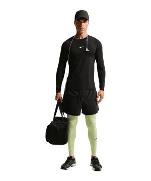 nike-pro-tight-gruen-f360-fb7952-fussballtextilien_front.png