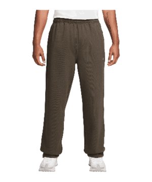 nike-solo-swoosh-oh-jogginghose-braun-f212-hv1090-lifestyle_front.png