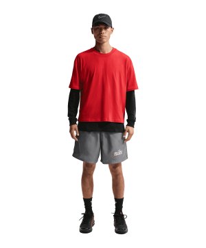 nike-sportswear-club-woven-flow-short-grau-f084-if0774-lifestyle_front.png