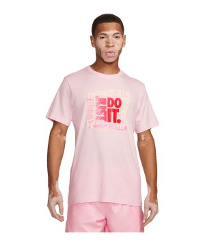 nike-sportswear-t-shirt-rosa-f663-fq3772-lifestyle_front.png