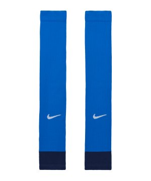 nike-strike-dri-fit-sleeves-blau-f463-fq8282-teamsport_front.png