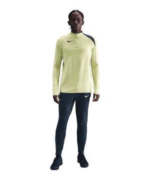 nike-strike-t90-drill-top-sweatshirt-gruen-f383-hv6402-teamsport_front.png