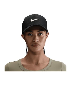 nike-swoosh-rise-cap-schwarz-f010-ii1314-lifestyle_front.png