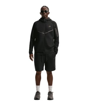nike-tech-fleece-short-schwarz-f010-im0693-fussballtextilien_front.png