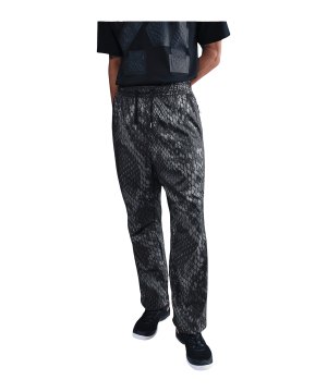 nike-woven-hose-schwarz-f010-ib2706-indoor_front.png