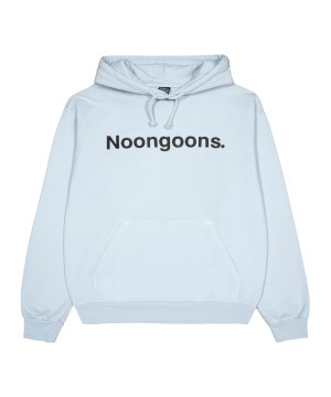noon-goons-here-to-stay-hoody-blau-ngfw22011-lifestyle_front.png