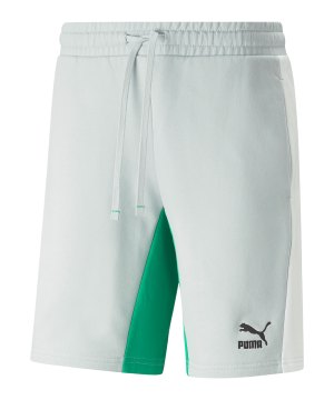 puma-classics-block-short-grau-f80-538168-lifestyle_front.png