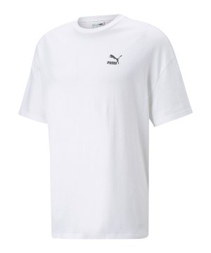 puma-classics-oversized-t-shirt-weiss-f02-536236-lifestyle_front.png