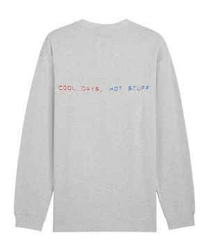 puma-graphics-cool-day-hot-stuff-t-shirt-grau-f04-628183-lifestyle_front.png